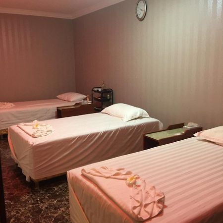 Apollo Hotel Янгон Экстерьер фото